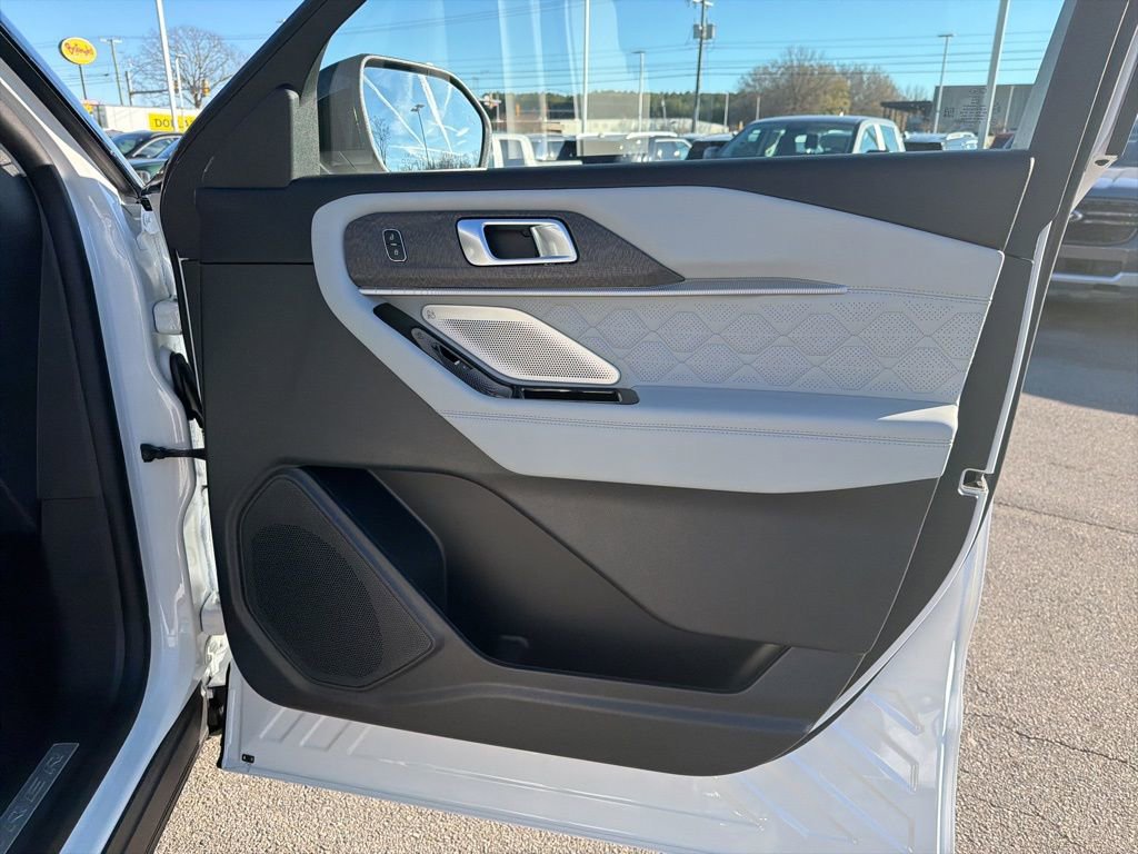 New 2026 Ford Explorer Platinum w/ LUX Leather Package image 23