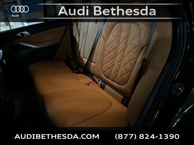 Used 2025 BMW X5 xDrive40i w/ M Sport Package image 28