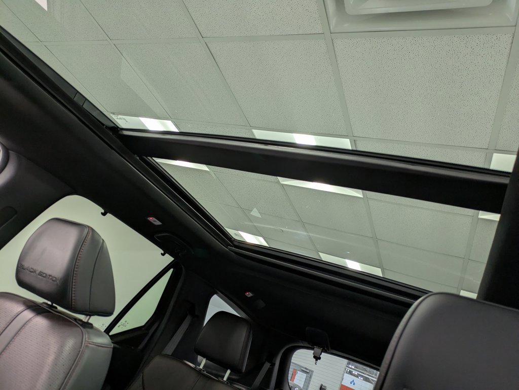 Used 2025 Honda Pilot Black Edition image 21