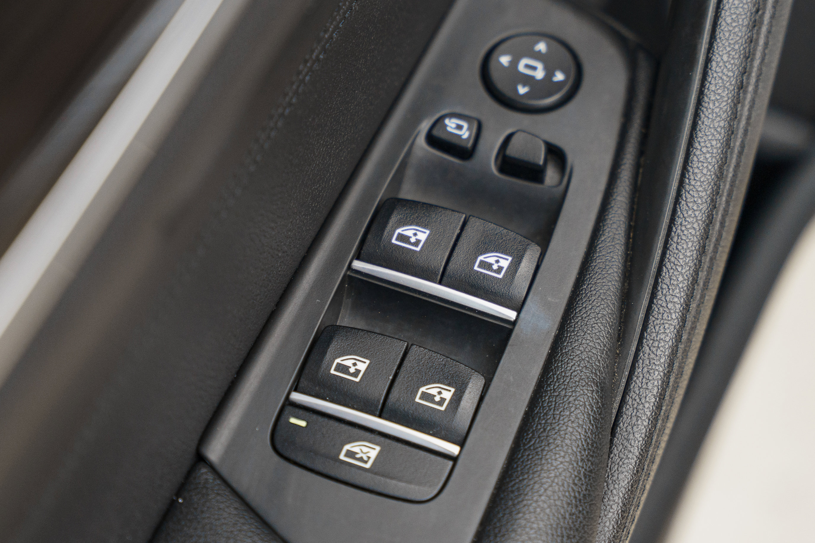 Used 2019 BMW 530i xDrive w/ Convenience Package image 23