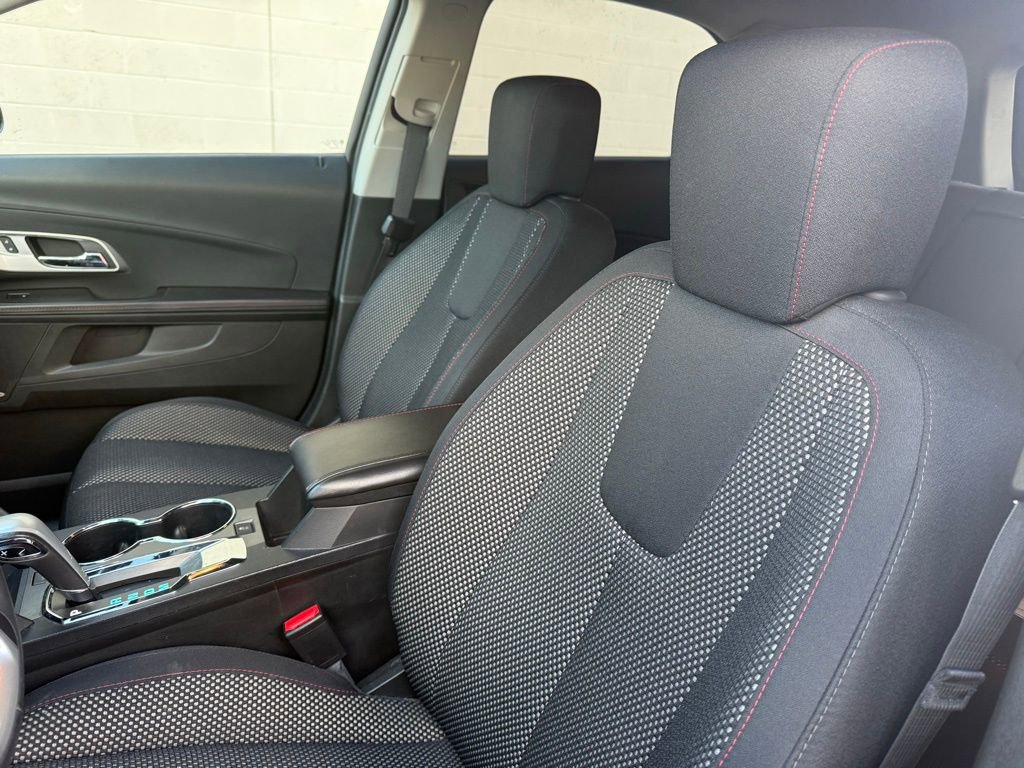 Used 2015 Chevrolet Equinox LT w/ Power Convenience Package image 17