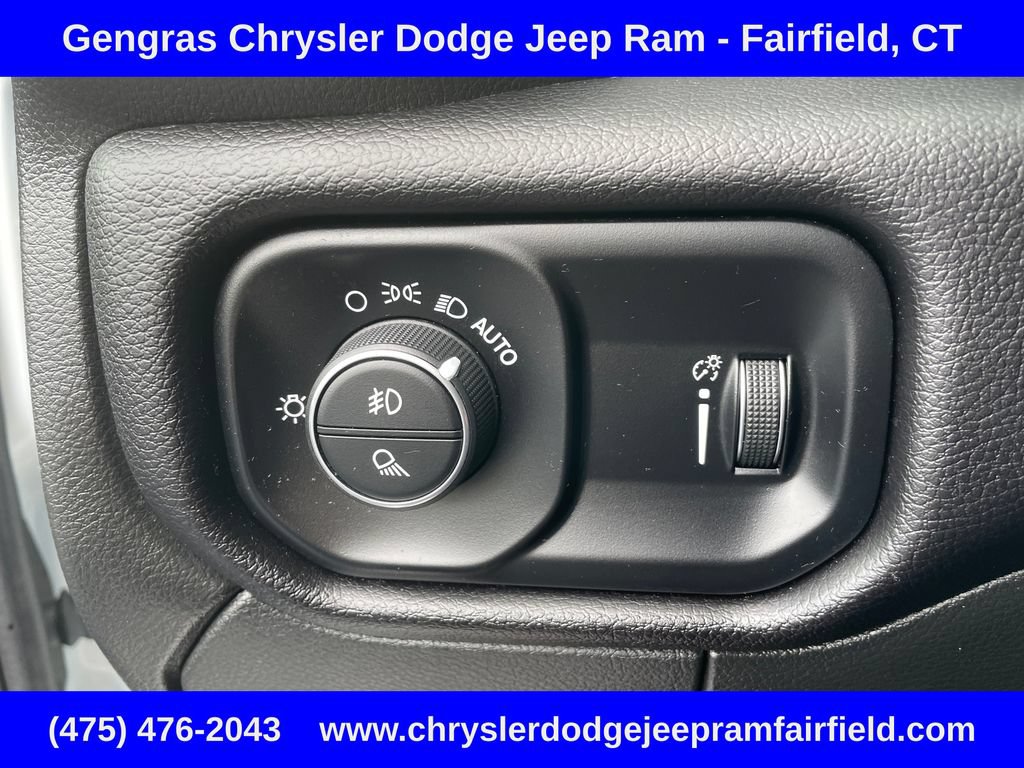 Certified 2024 RAM 2500 Big Horn AWD/4WD image 38