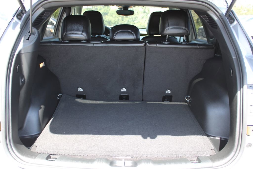 Used 2023 Jeep Compass Limited w/ Elite Group image 10