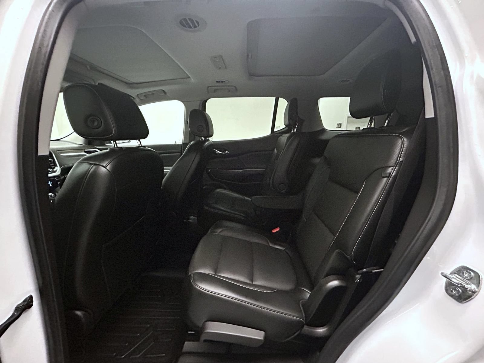 Used 2019 GMC Acadia SLT w/ Black Edition AWD/4WD image 20