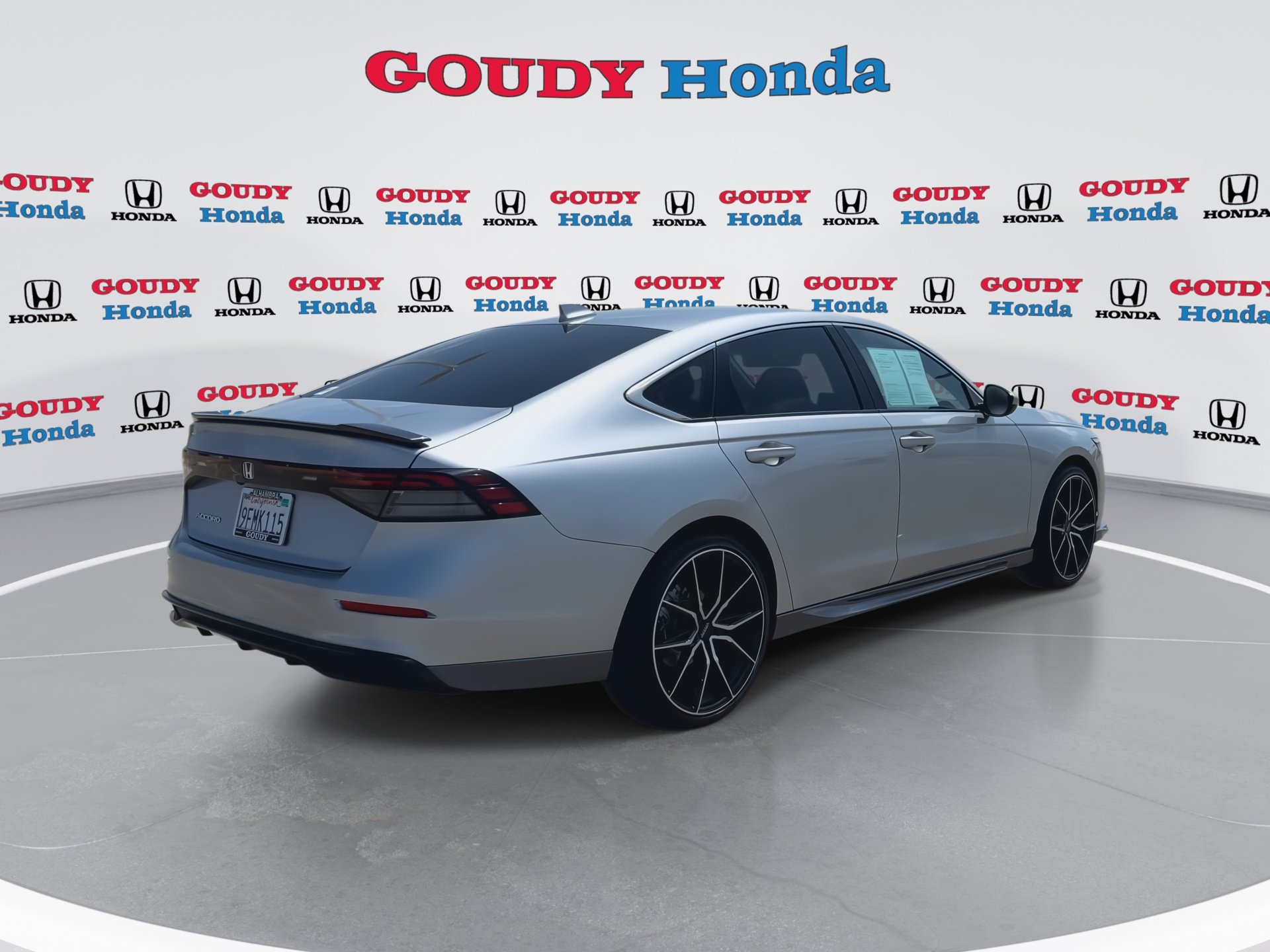 Used 2023 Honda Accord EX image 8
