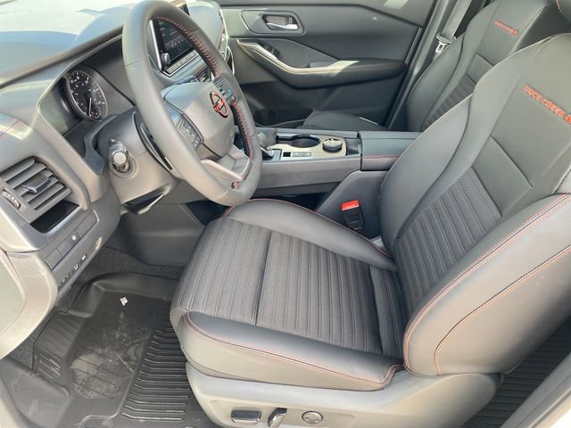 New 2026 Nissan Rogue SV image 10