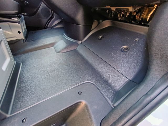 Used 2025 Mercedes-Benz Sprinter 2500 image 38