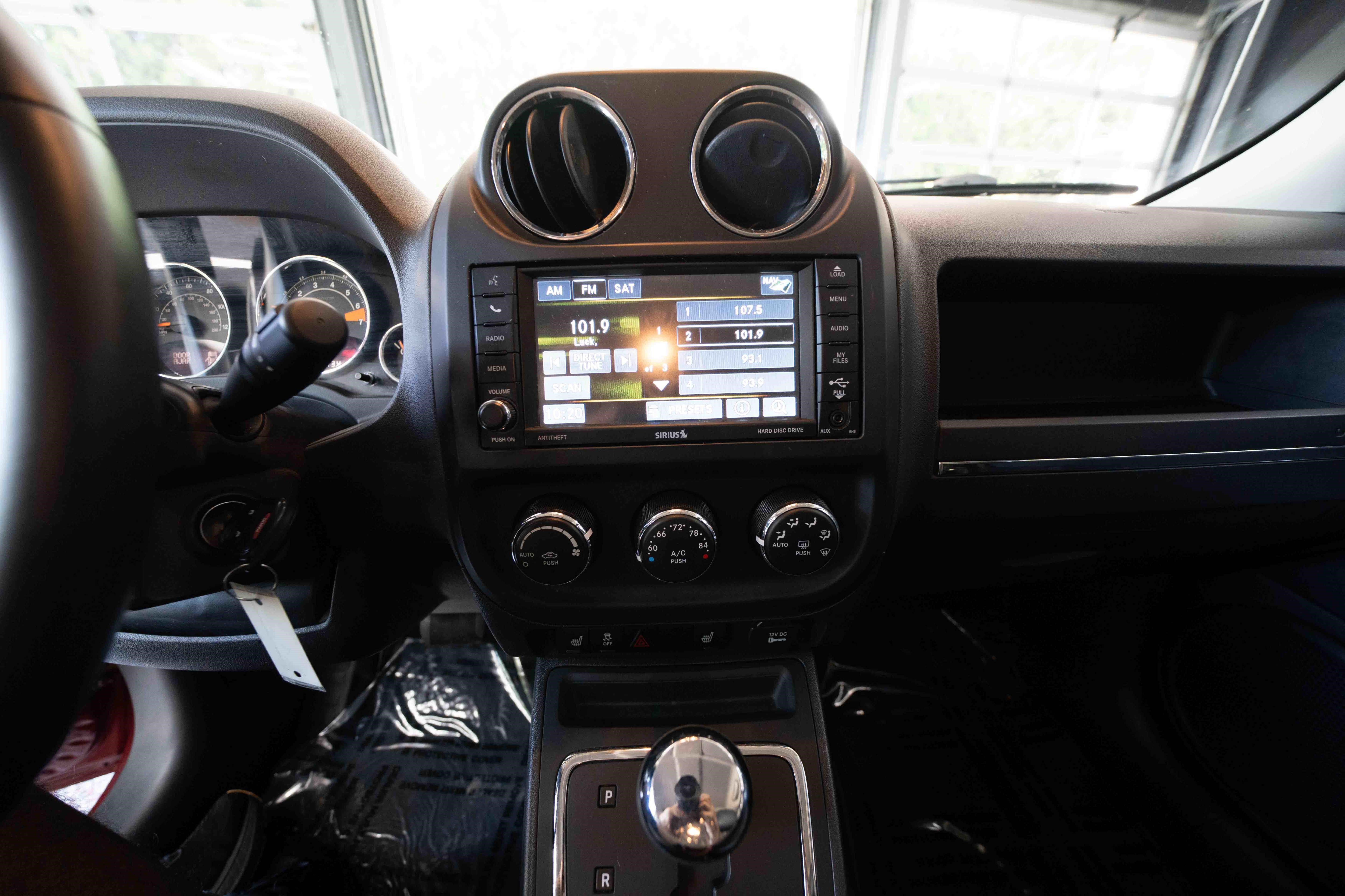 Used 2014 Jeep Patriot Limited FWD image 18