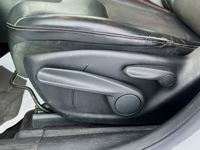 Used 2016 Jeep Cherokee Trailhawk w/ Cold Weather Group image 18