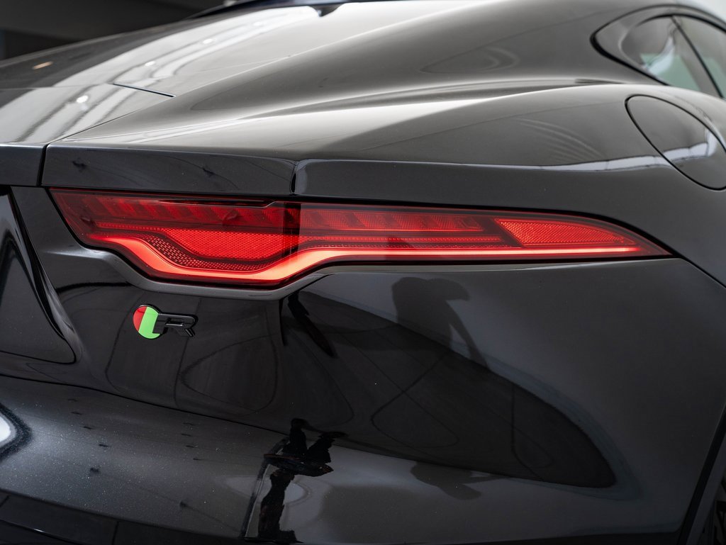 Used 2023 Jaguar F-TYPE R image 16