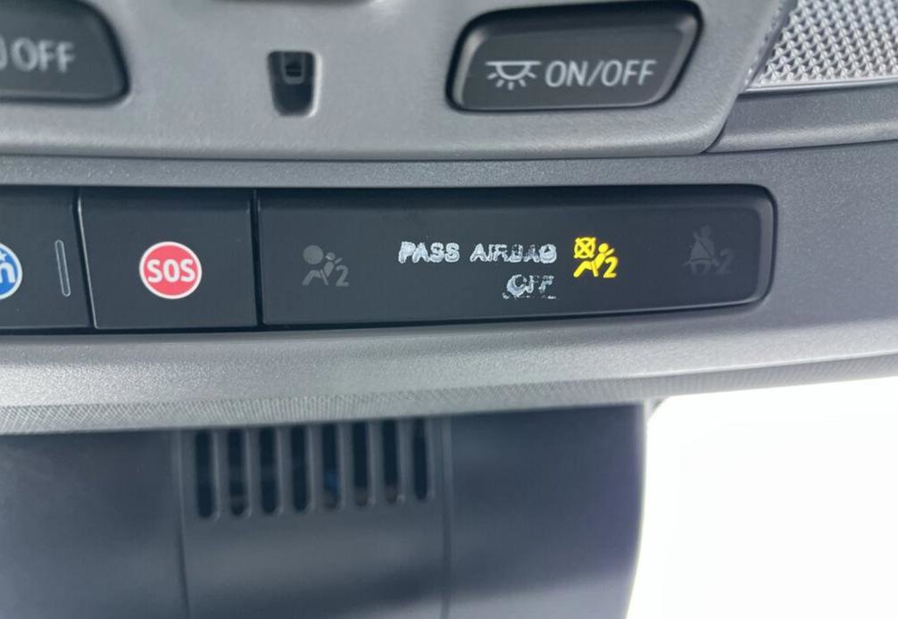 Used 2024 GMC Sierra 2500 Denali w/ Denali Reserve Package image 12