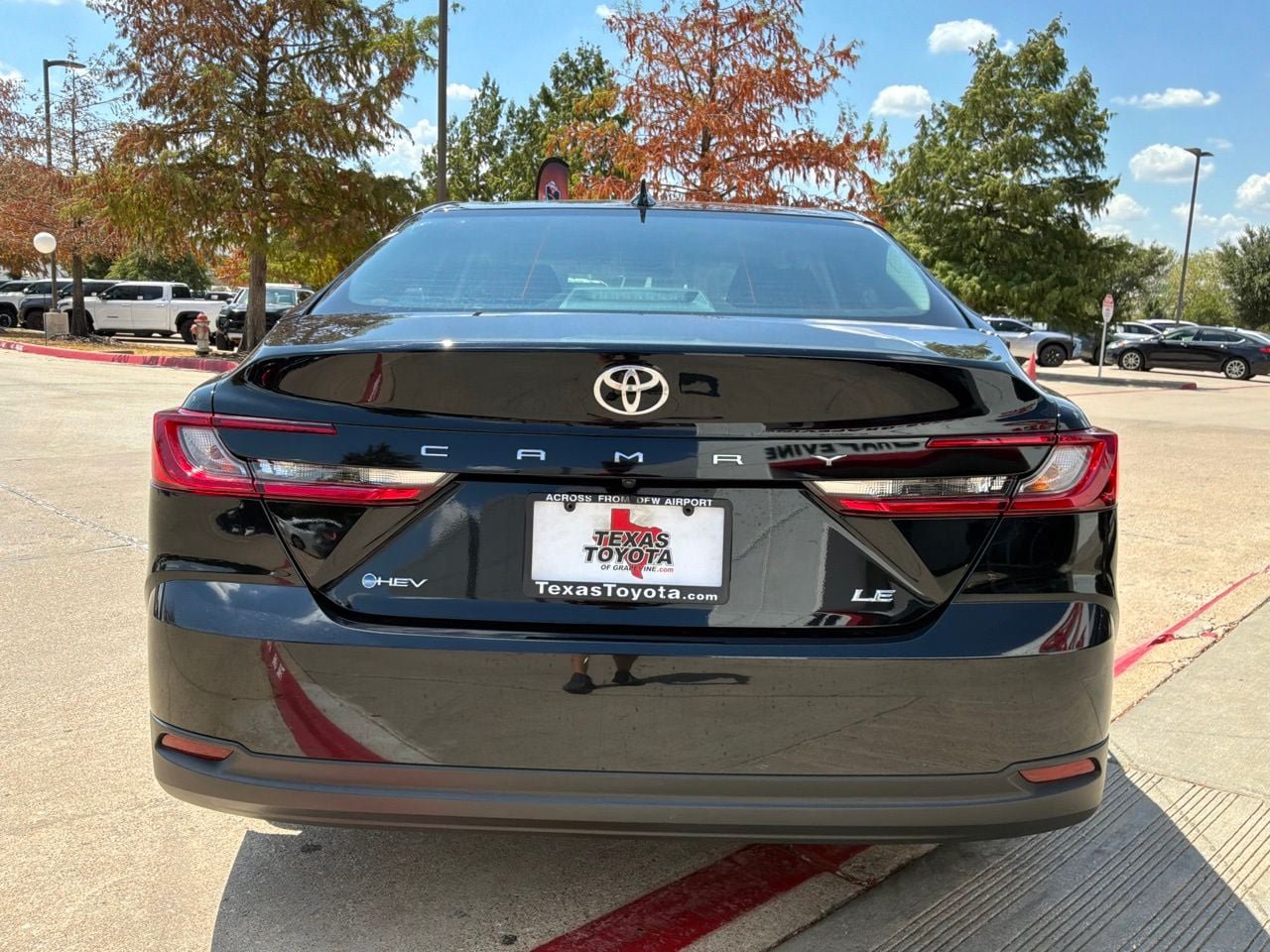 Used 2026 Toyota Camry LE FWD image 7