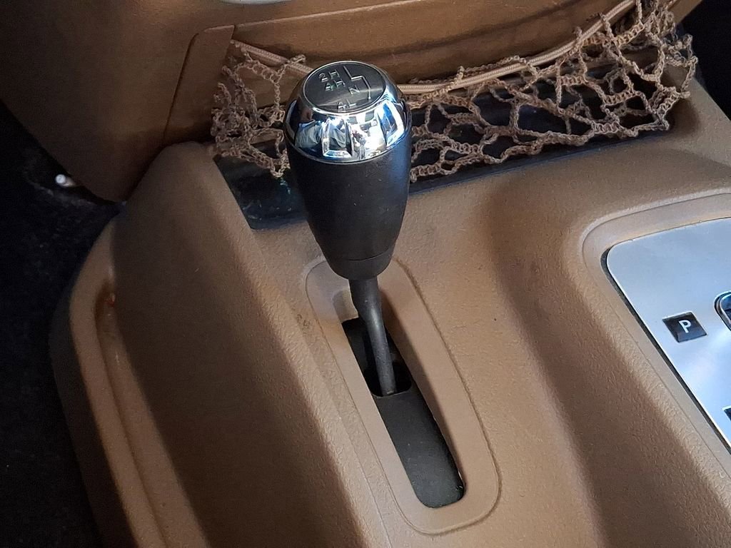 Used 2015 Jeep Wrangler Unlimited Sahara w/ Dual Top Group image 26