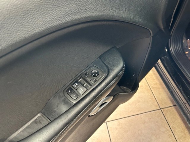 Used 2021 Dodge Challenger SXT RWD image 12