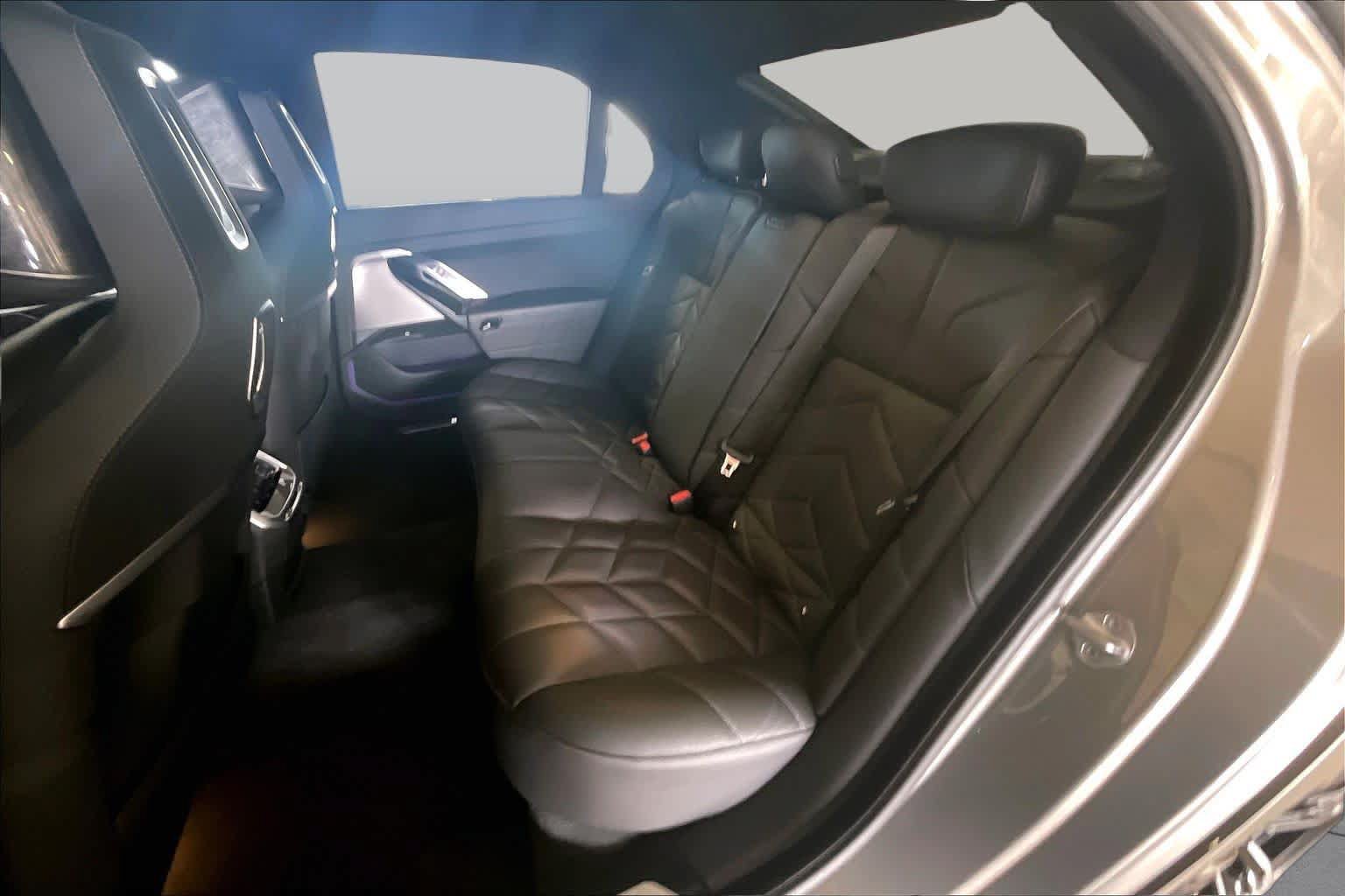 Certified 2024 BMW 760i xDrive AWD/4WD image 19