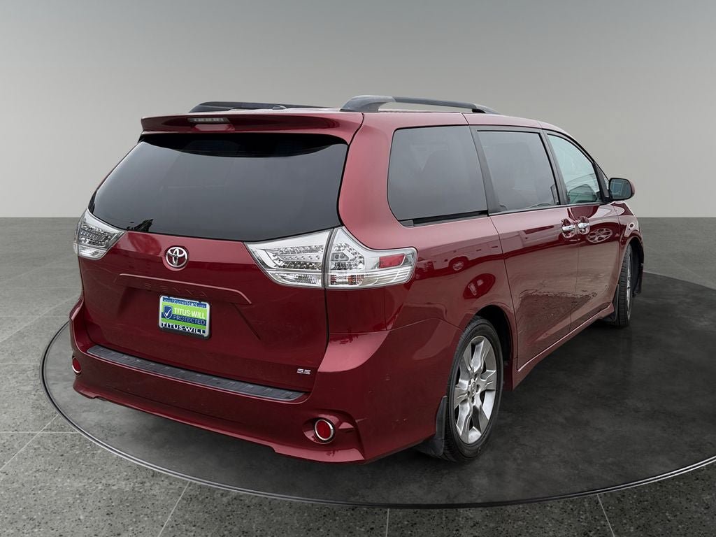 Used 2013 Toyota Sienna SE FWD image 9