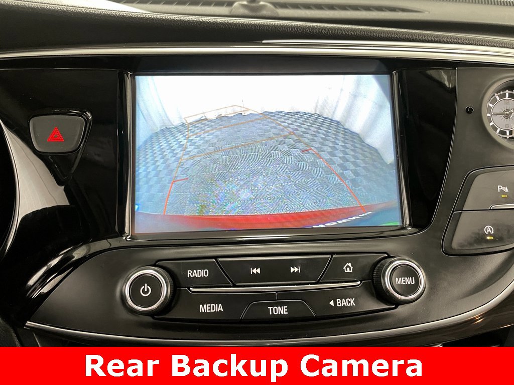 Certified 2020 Buick Envision Essence image 3