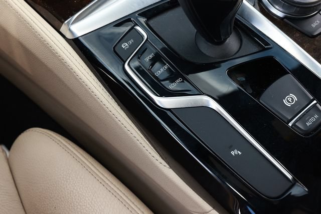 Used 2019 BMW 540i w/ M Sport Package RWD image 46