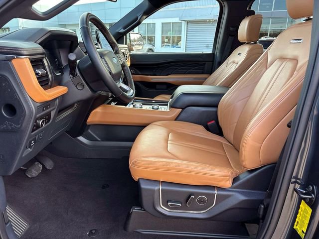 Used 2024 Ford Expedition Max Platinum image 9