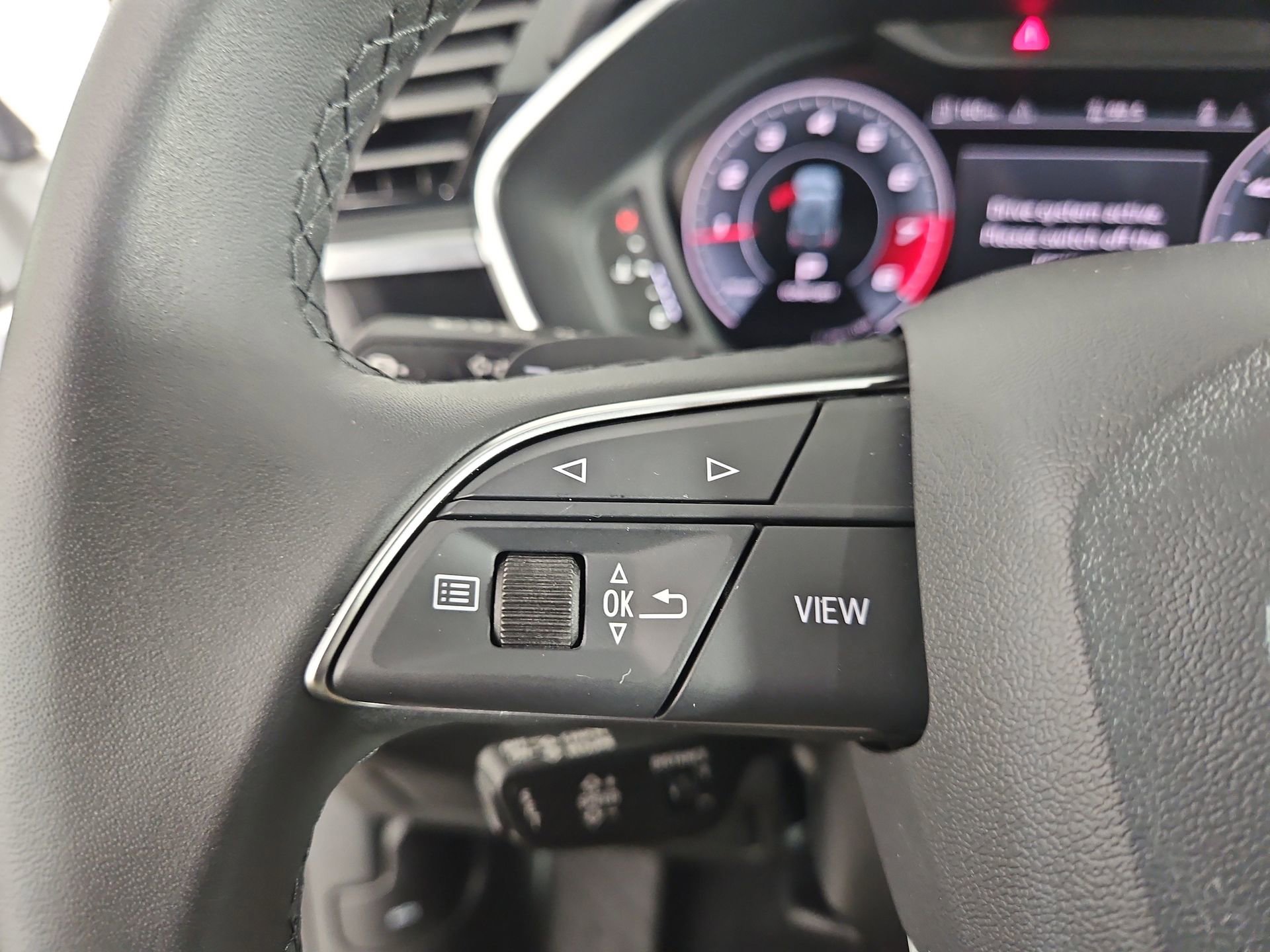 Certified 2025 Audi Q3 2.0T Premium Plus w/ Premium Plus Package image 26