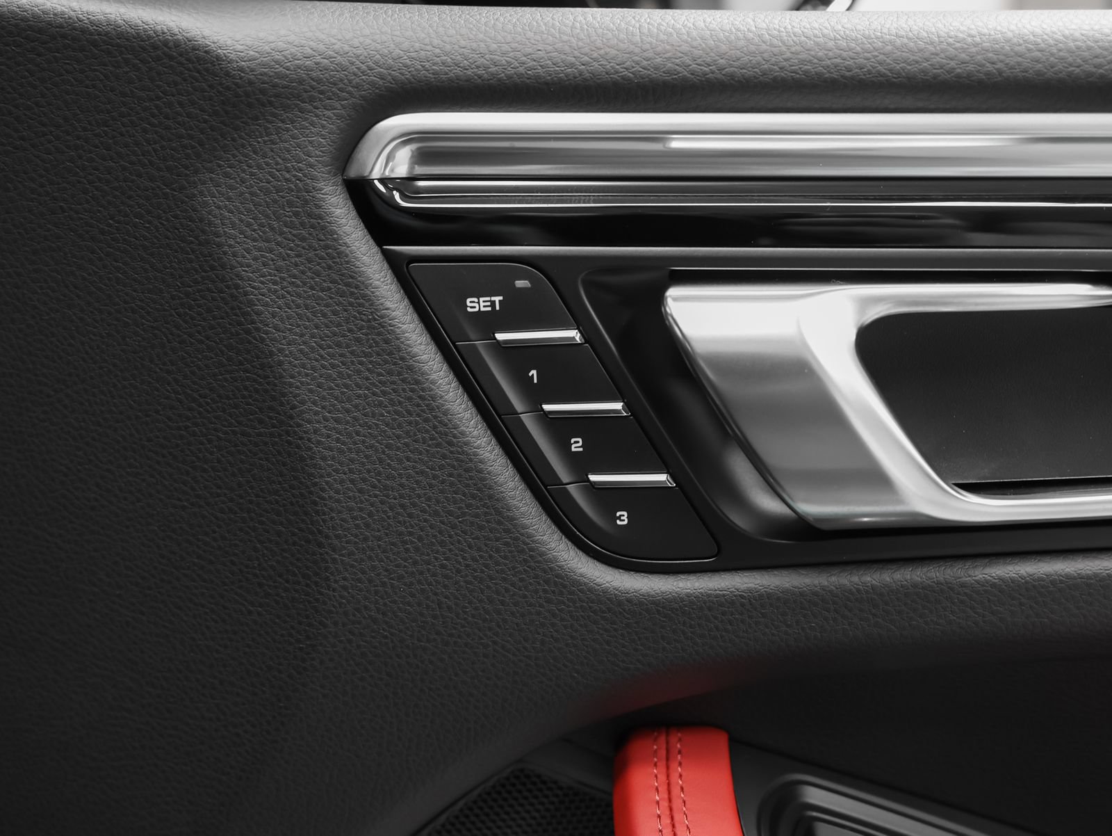 New 2026 Porsche Macan AWD/4WD image 19