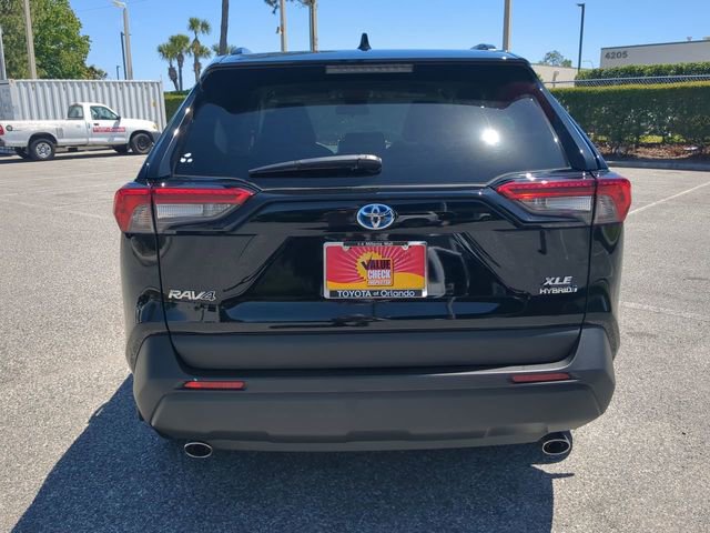 Used 2024 Toyota RAV4 XLE image 5