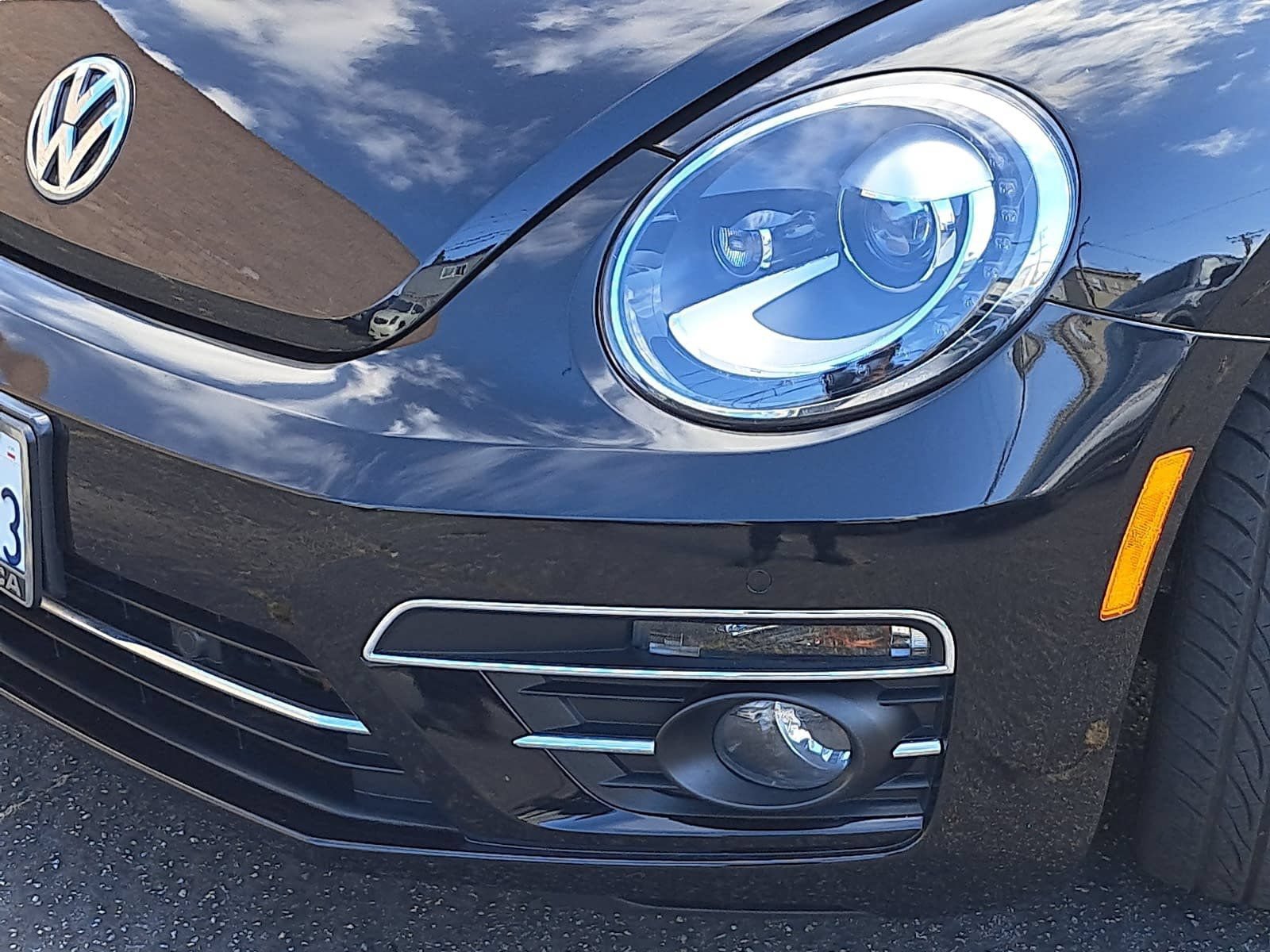 Used 2019 Volkswagen Beetle 2.0T Final Edition SEL FWD image 33