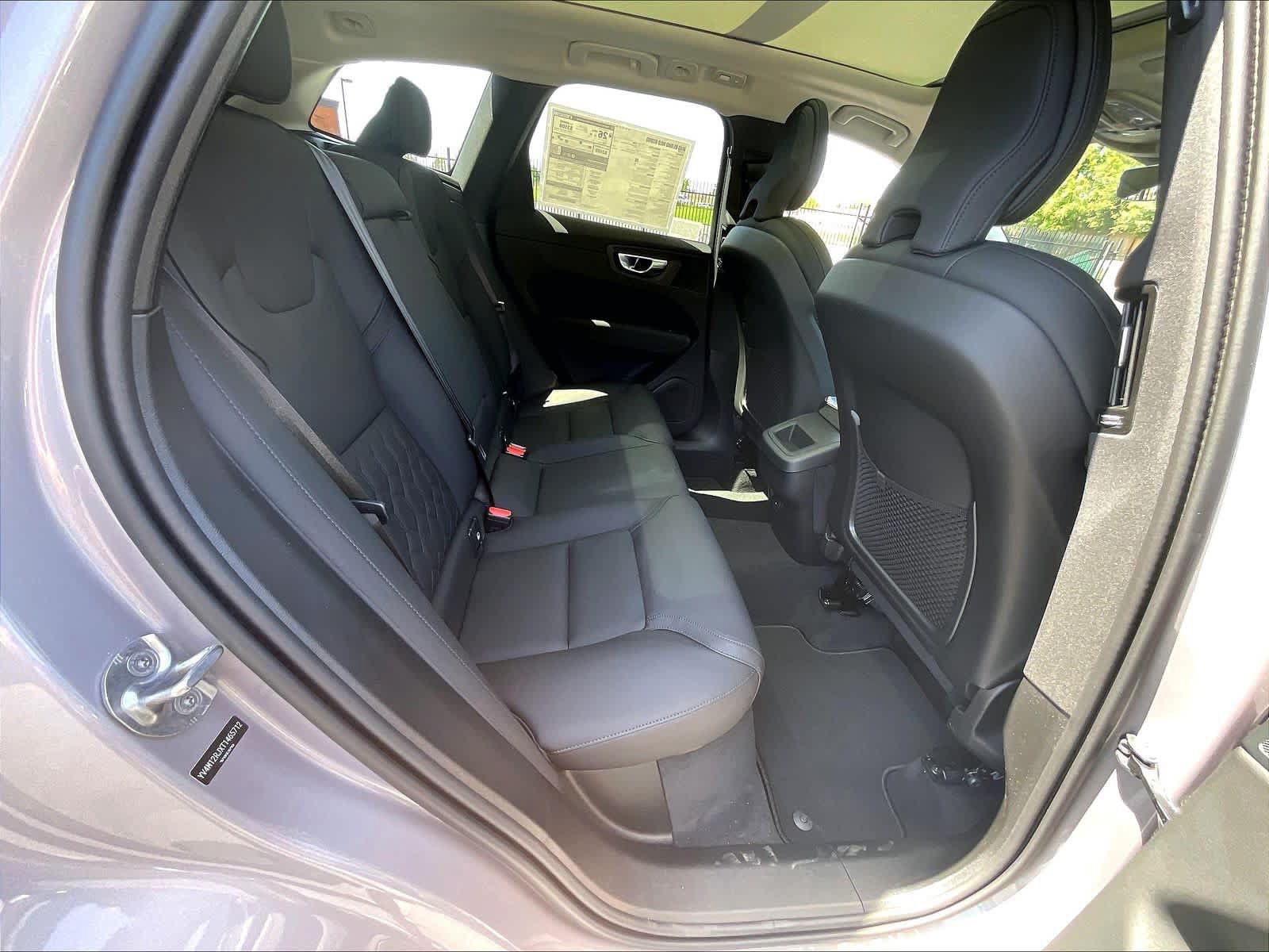 New 2026 Volvo XC60 B5 Core AWD/4WD image 27