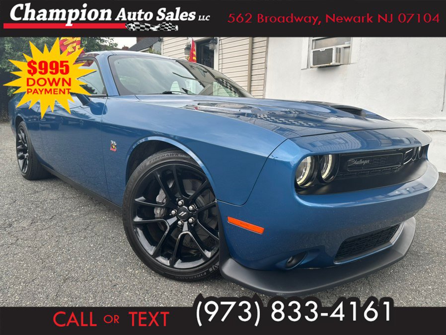Used 2022 Dodge Challenger R/T Scat Pack RWD image 1