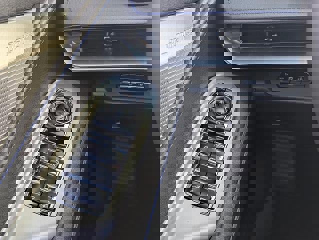 New 2026 Chevrolet Corvette E-Ray image 45