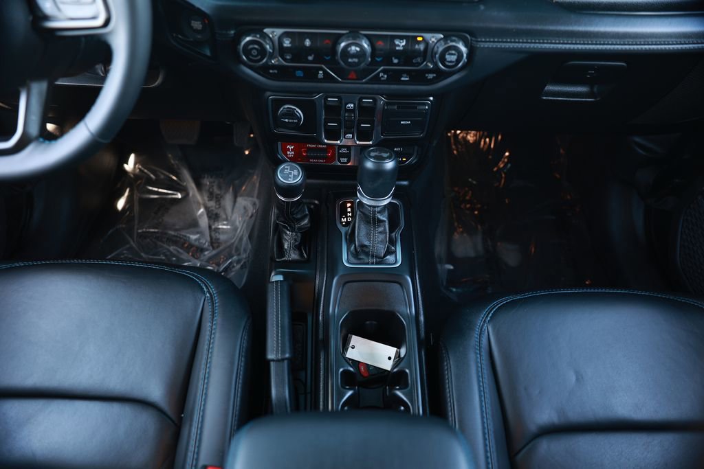 Used 2024 Jeep Wrangler Unlimited Rubicon 4xe image 28
