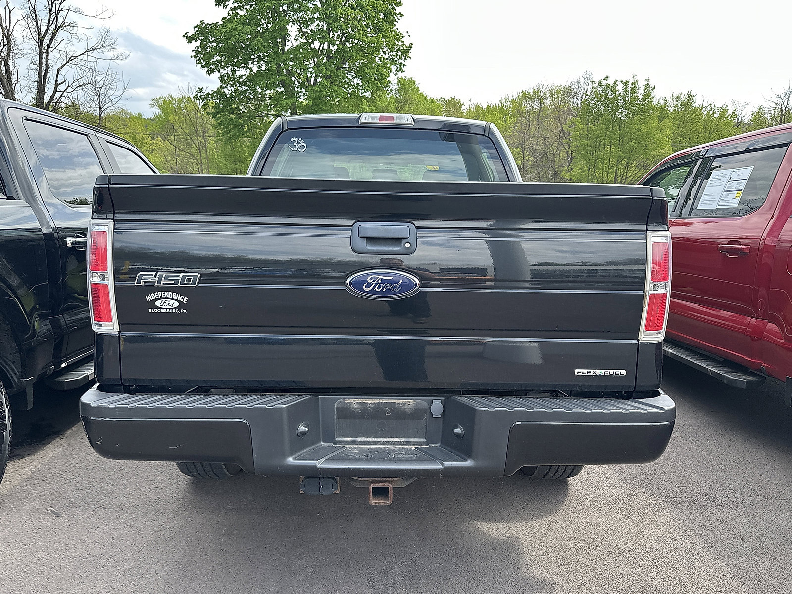 Used 2014 Ford F150 STX w/ Equipment Group 201A Mid AWD/4WD image 3