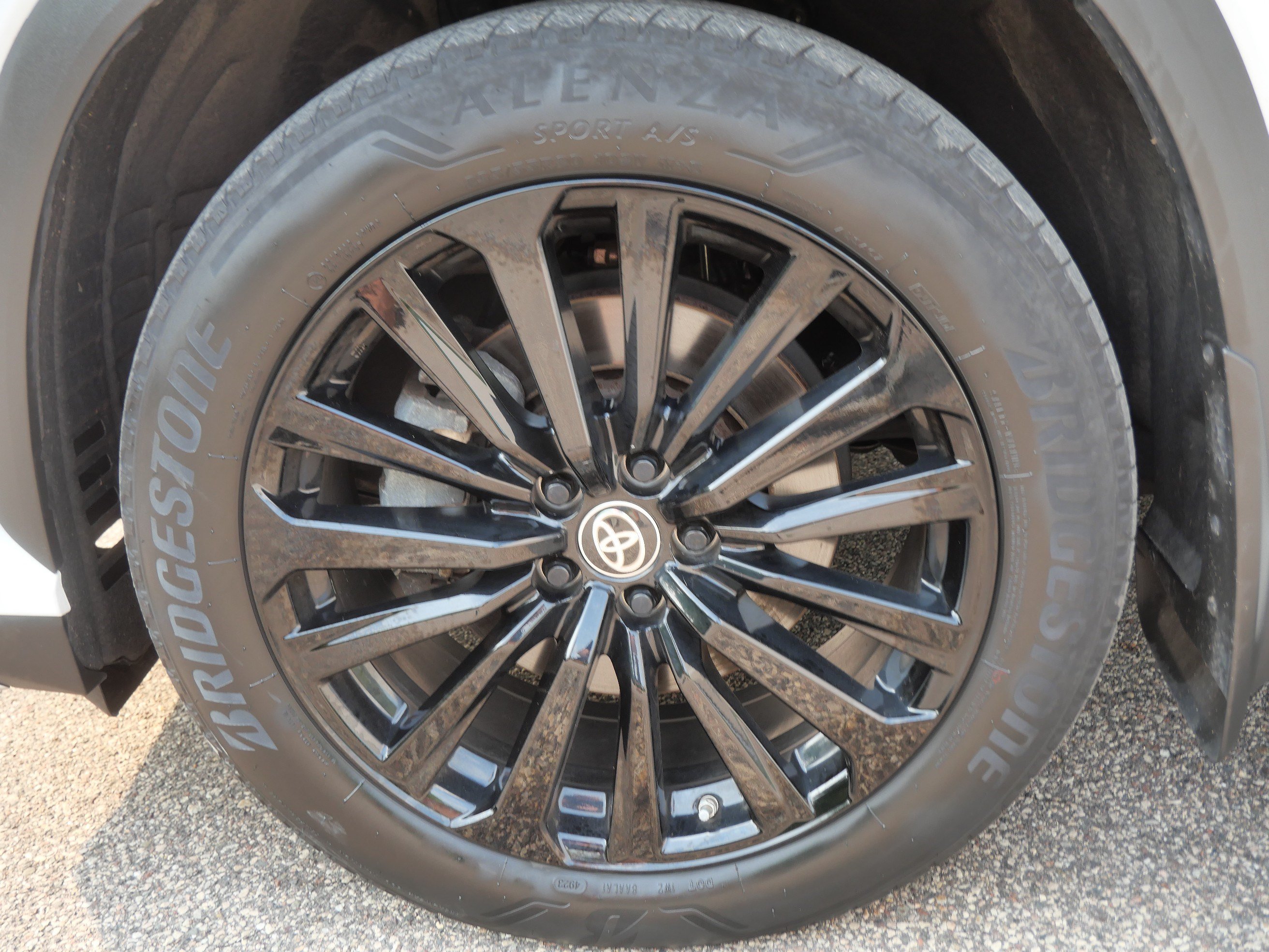 Certified 2024 Toyota Highlander XSE AWD/4WD image 15
