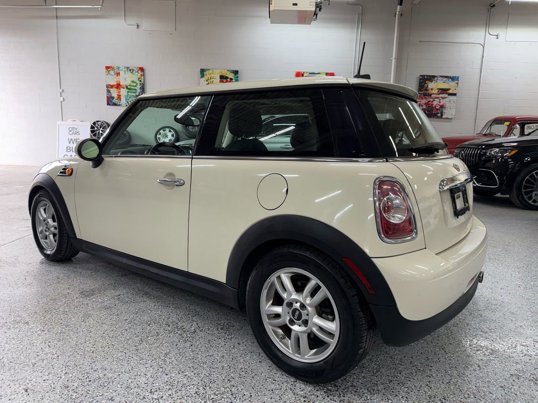 Used 2012 MINI Cooper Hardtop image 4