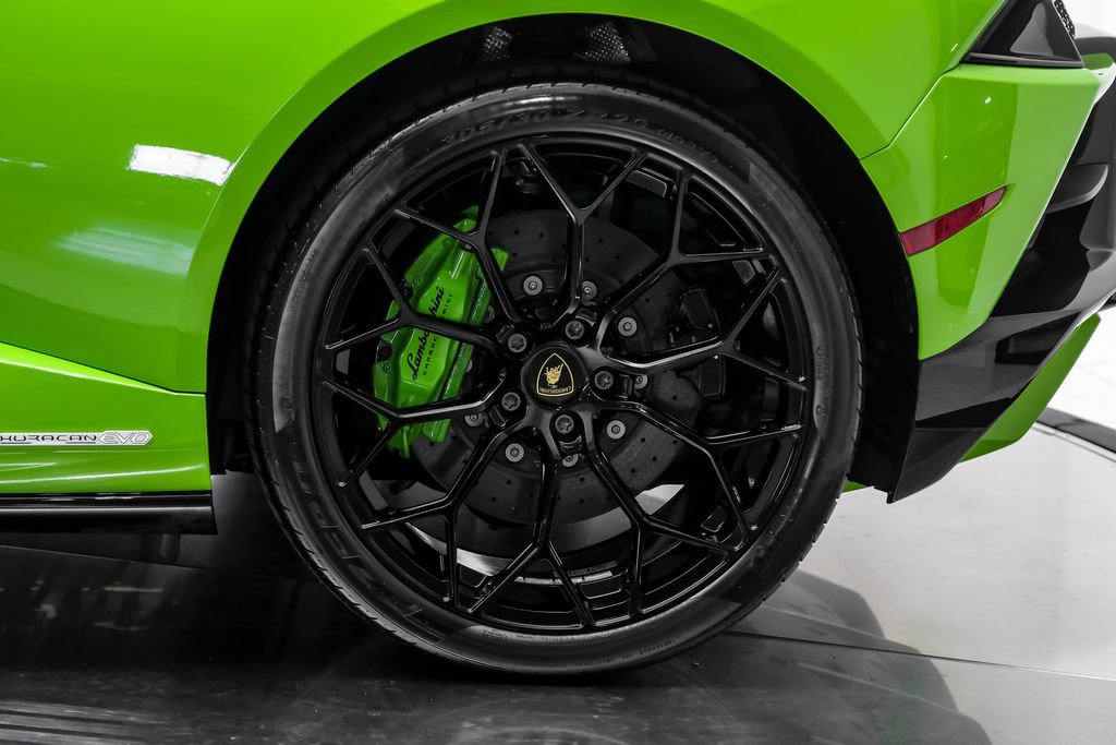 Used 2024 Lamborghini Huracan EVO AWD/4WD image 52