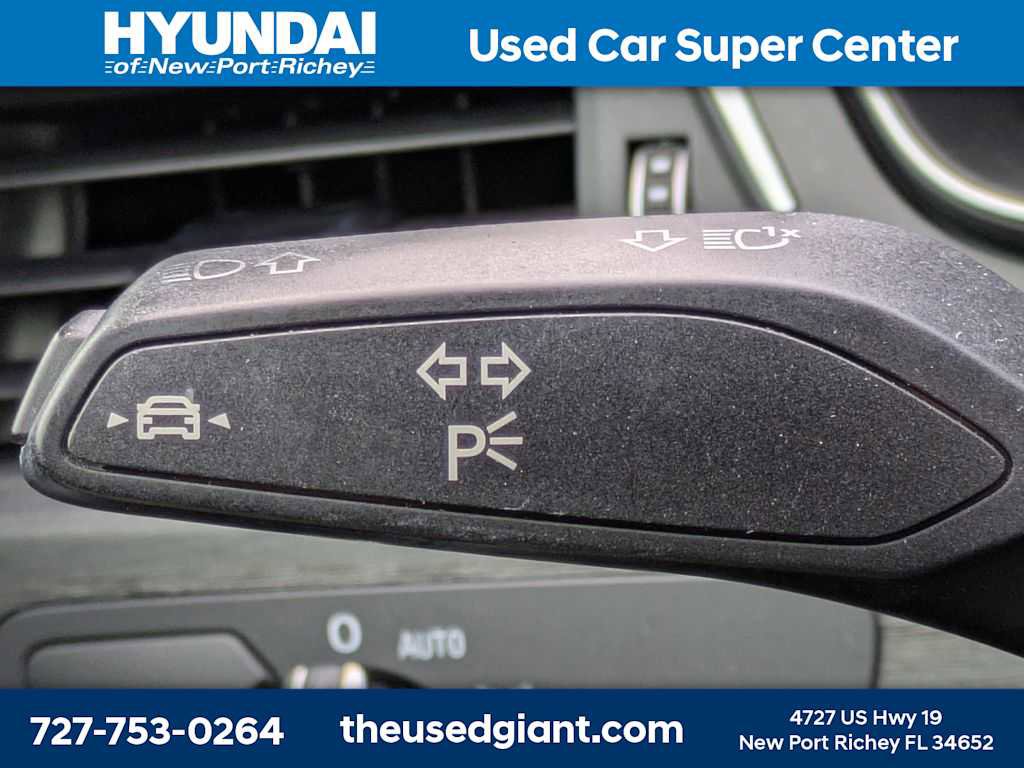 Used 2021 Audi A4 2.0T Premium w/ Convenience Package image 36