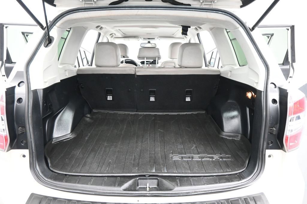 Used 2016 Subaru Forester 2.5i Limited AWD/4WD image 19