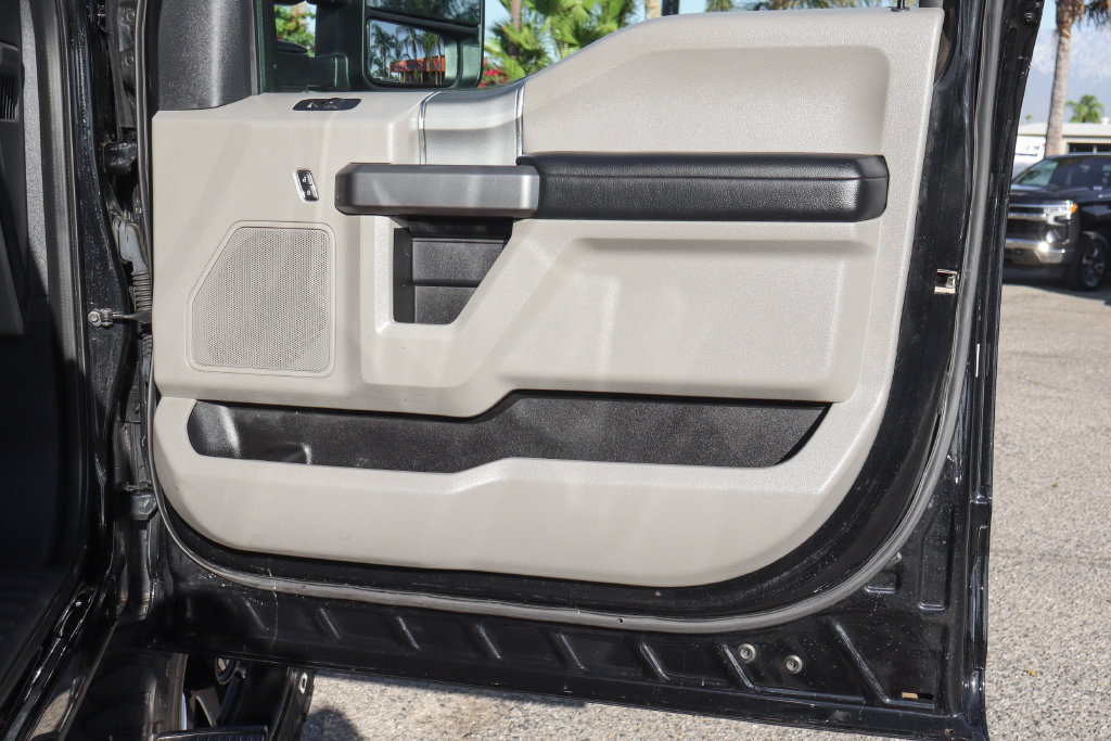 Used 2022 Ford F250 XLT w/ Black Appearance Package AWD/4WD image 50