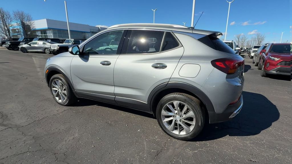 Used 2023 Buick Encore GX Essence w/ Experience Buick Package image 6