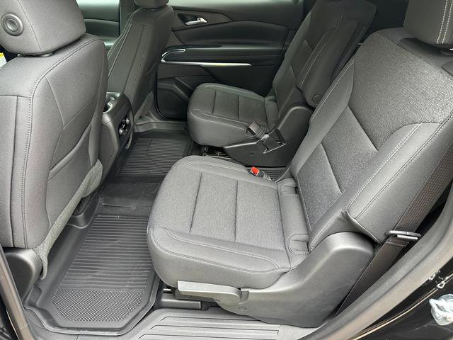 New 2025 Chevrolet Traverse LT w/ Midnight/Sport Edition image 15