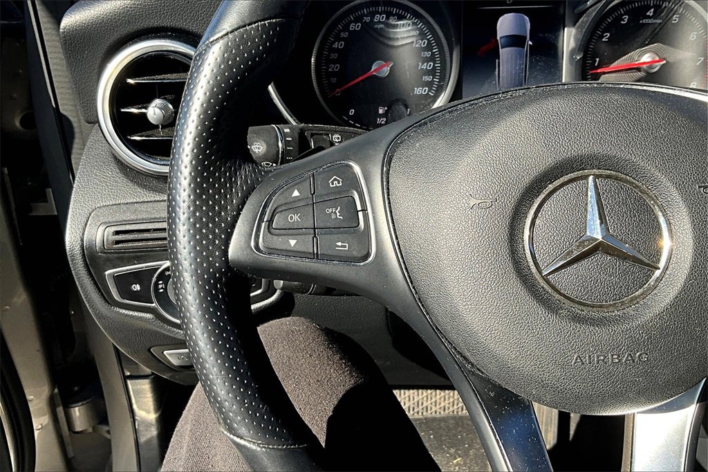 Used 2019 Mercedes-Benz GLC 300 4MATIC w/ Multimedia Package image 16