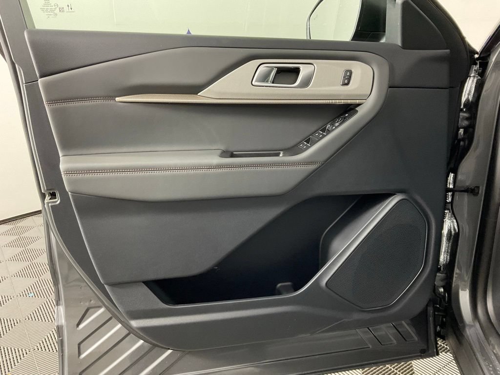 New 2026 Ford Explorer Active w/ Active Comfort Package RWD image 12