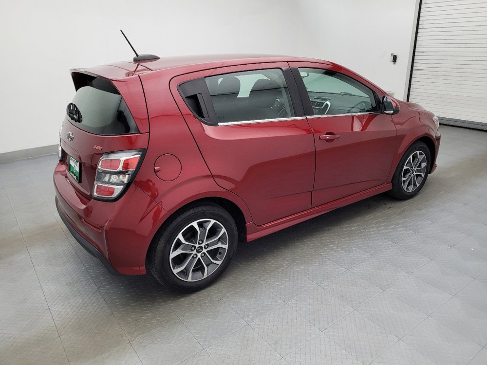 Used 2019 Chevrolet Sonic LT w/ Convenience Package image 10
