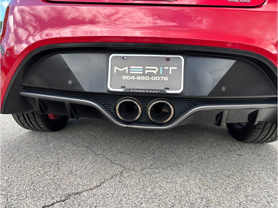 Used 2014 Hyundai Veloster Turbo w/ Turbo Technology Package 04 FWD image 13