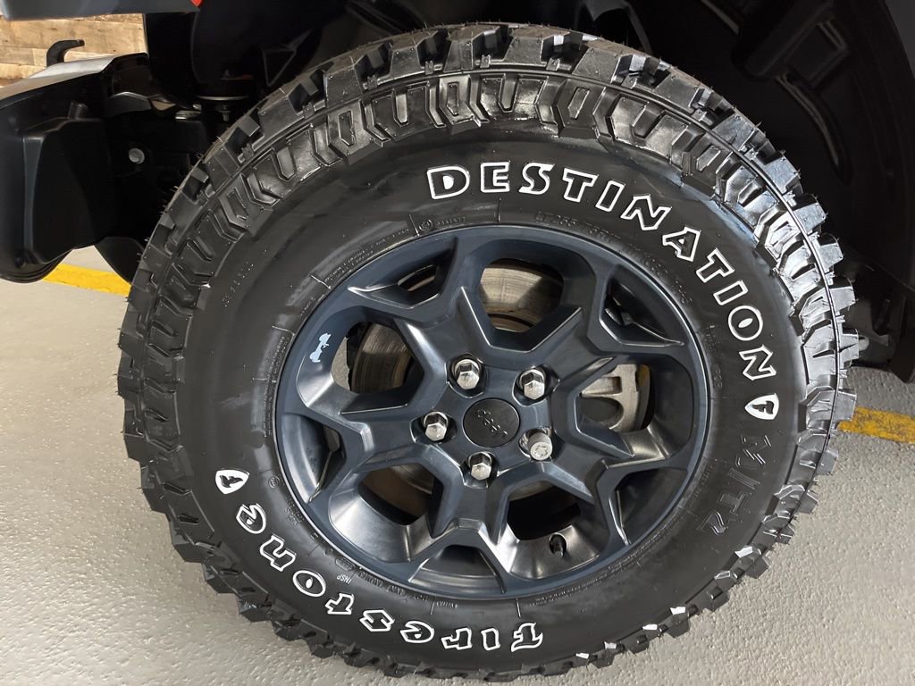 Used 2023 Jeep Wrangler Willys image 6