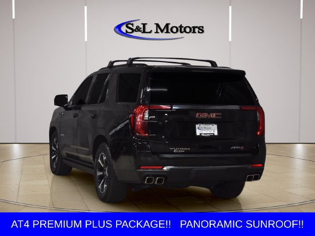 Used 2025 GMC Yukon AT4 w/ AT4 Premium Plus Package AWD/4WD image 6