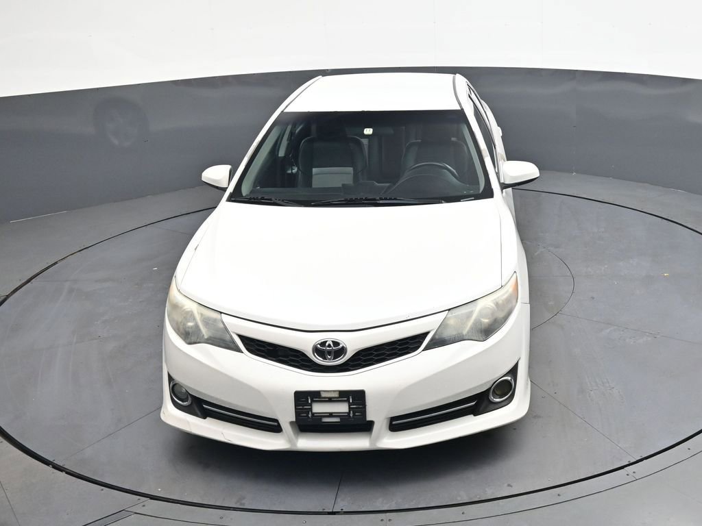 Used 2014 Toyota Camry SE FWD image 35