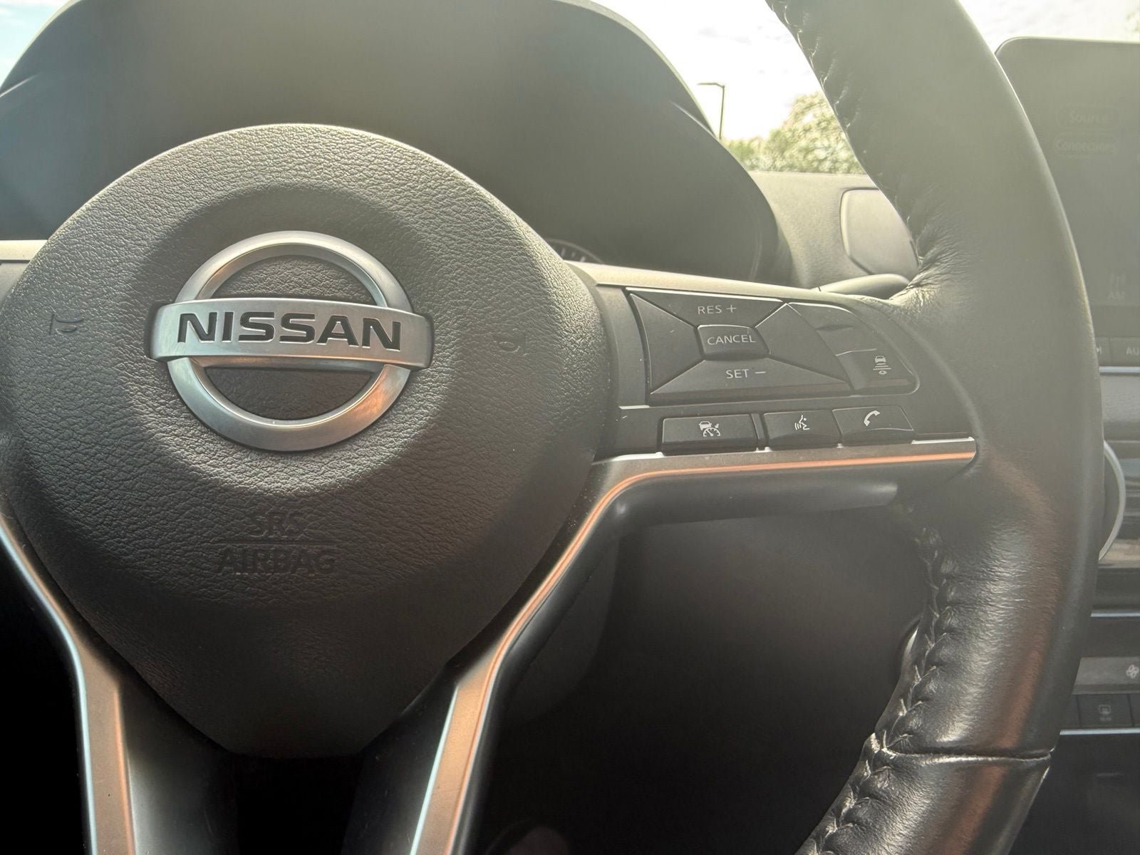 Certified 2021 Nissan Sentra SV FWD image 18
