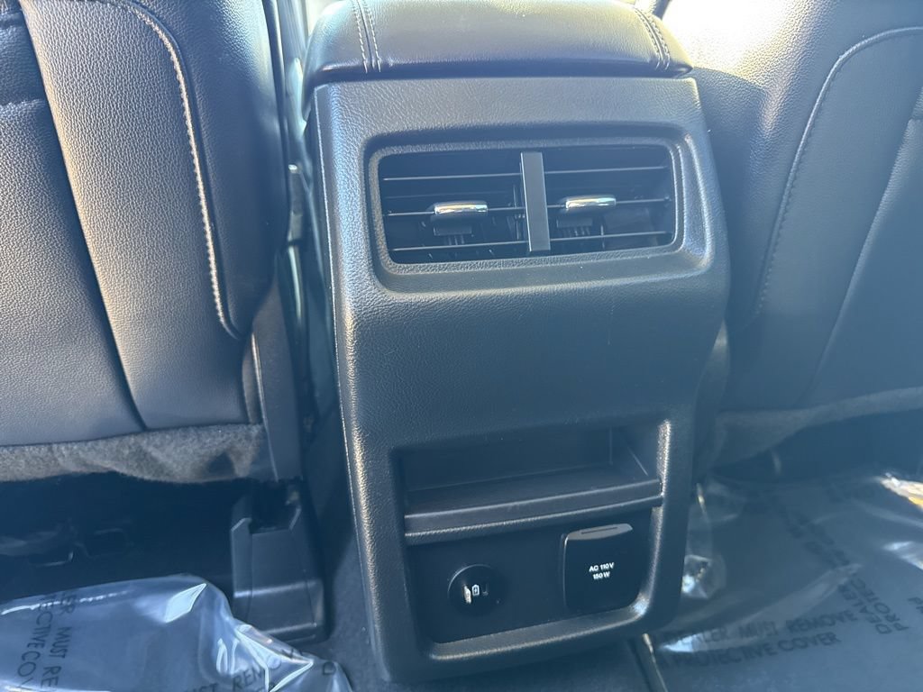 Used 2024 Ford Edge Titanium AWD/4WD image 22