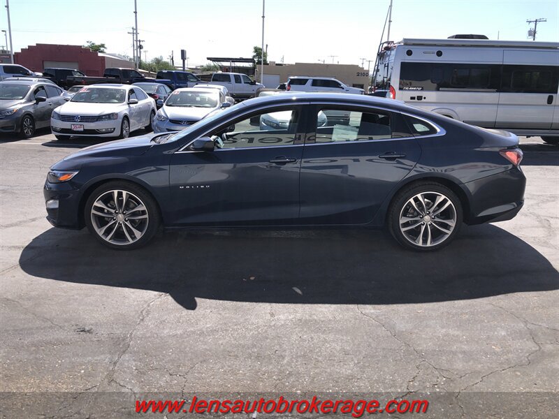 Used 2022 Chevrolet Malibu LT FWD image 5